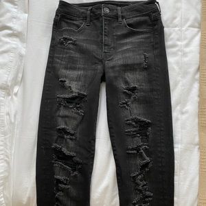 Black distressed aeo high waisted jegging